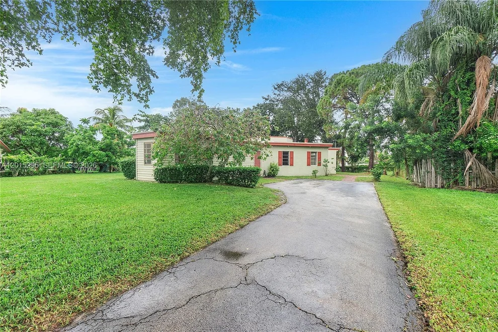 Unit for sale at 4561 NW 79th Ave, Lauderhill, FL 33351