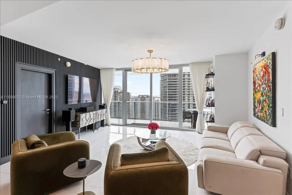Unit for sale at 200 Biscayne Boulevard Way, Miami, FL 33131