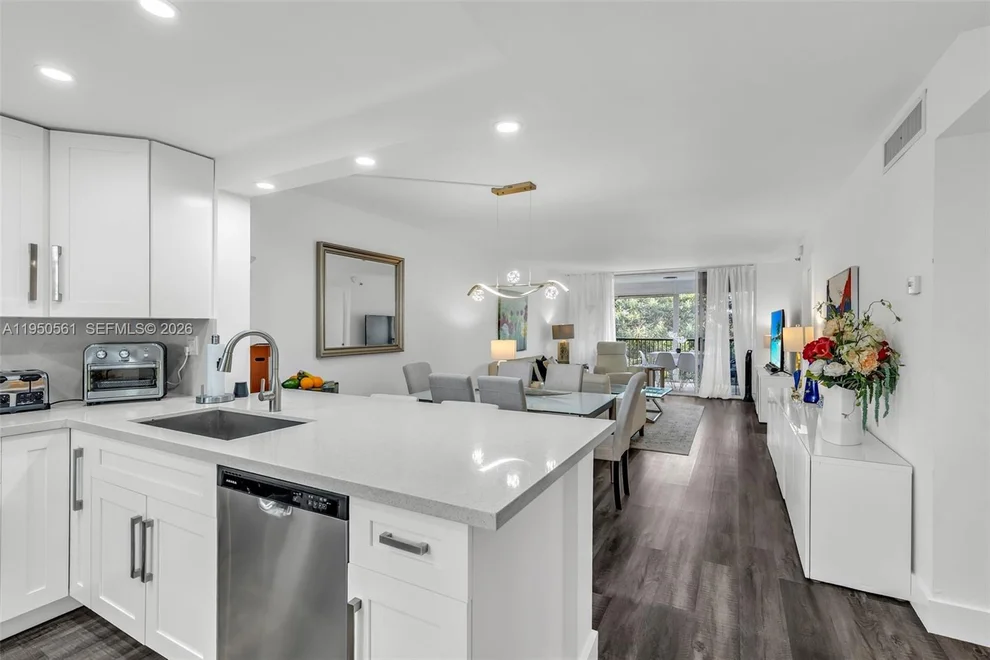 Unit for sale at 3910 Inverrary Blvd, Lauderhill, FL 33319