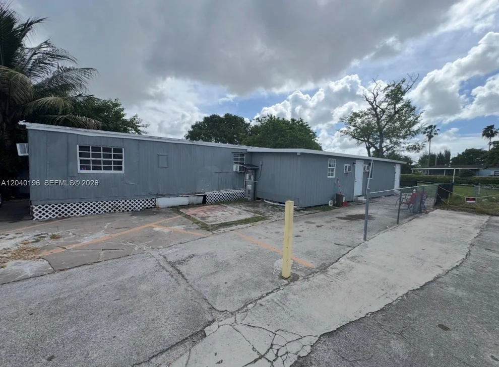 Unit for sale at 1013 SW 128TH Ave, Miami, FL 33184