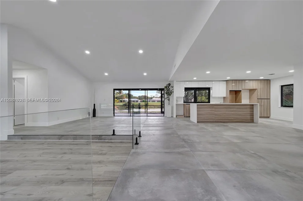 Unit for sale at 3352 Lakeview Blvd, Delray Beach, FL 33445
