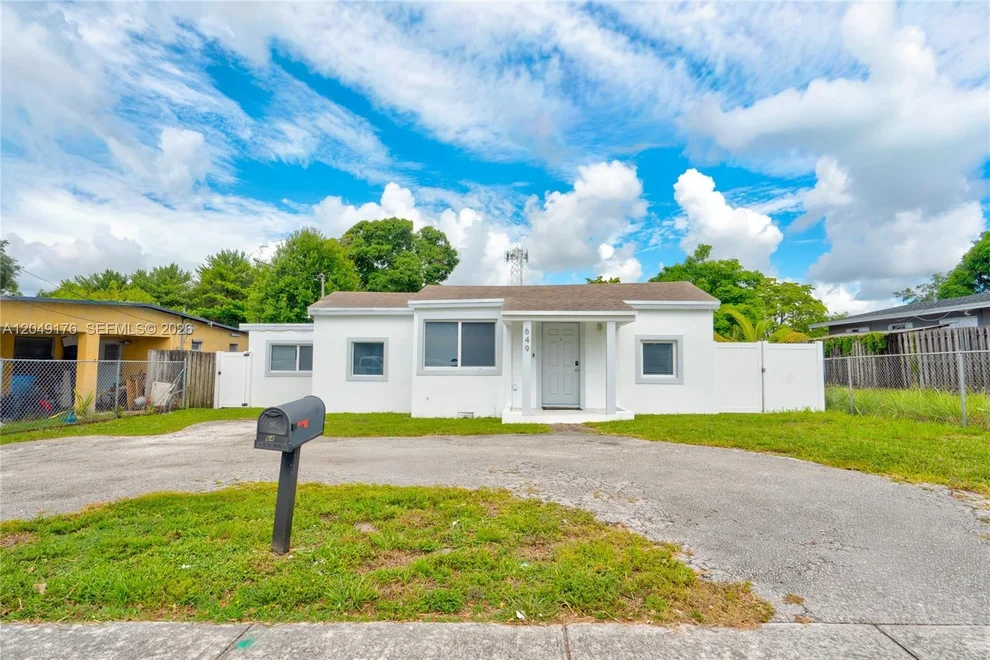 Unit for sale at 649 NW 24th Ave, Fort Lauderdale, FL 33311