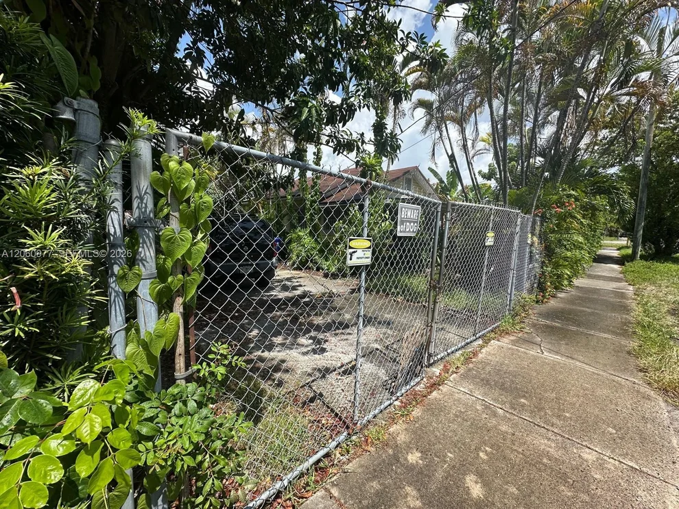 Unit for sale at 3348 NW 9th Ave, Miami, FL 33127