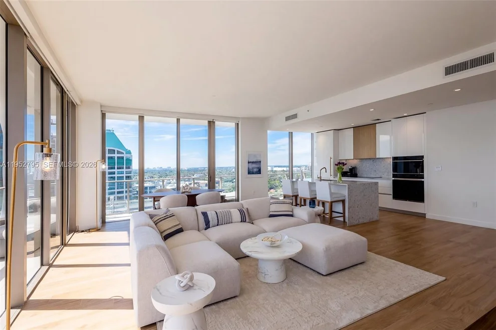 Unit for sale at 2678 Tigertail Ave, Miami, FL 33133