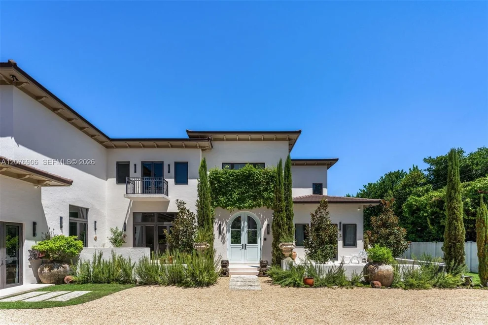 Unit for sale at 8345 Ponce De Leon Rd, Miami, FL 33143