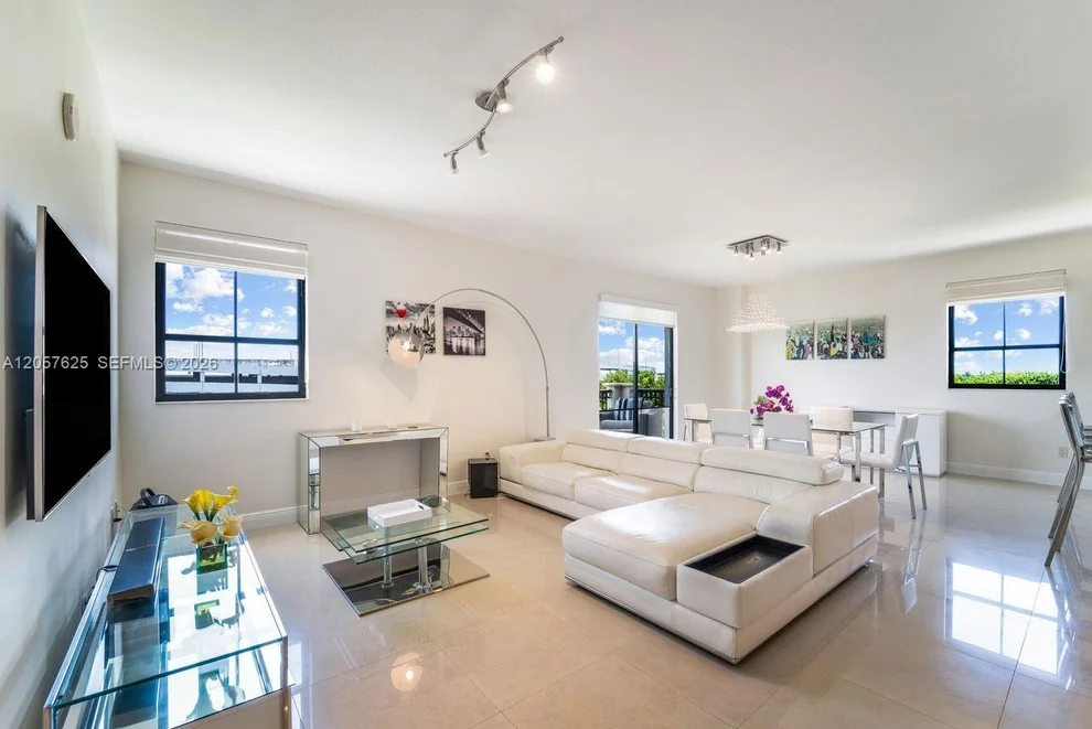 Unit for sale at 8395 SW 73rd Ave, Miami, FL 33143