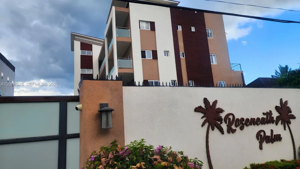 Unit for sale at 7 Roseneath Avenue, New Kingston,  
