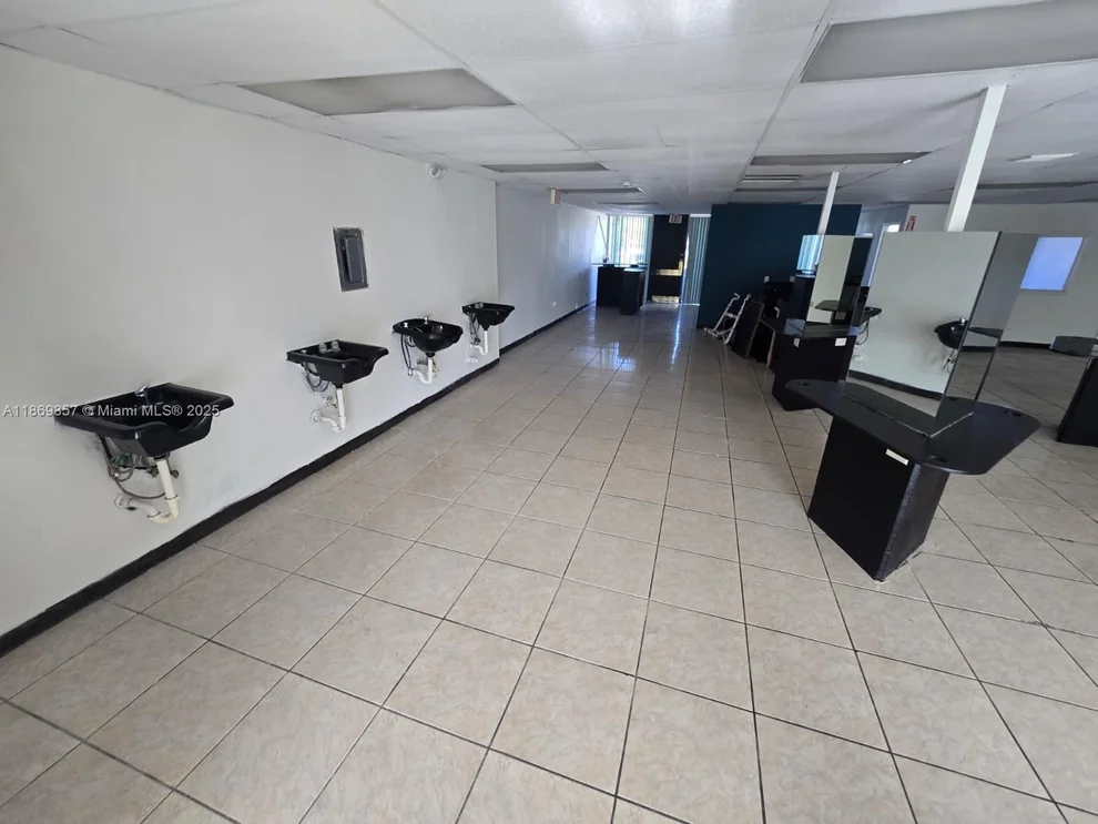Unit for sale at 2501 N State Road 7, Margate, FL 33063