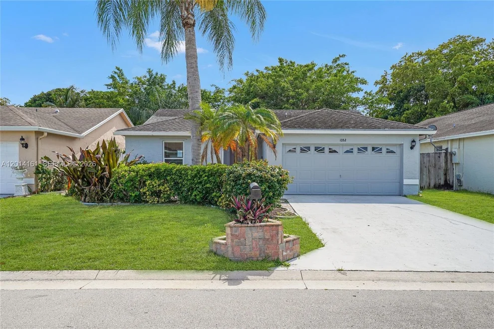 Unit for sale at 1332 Waterway Cove Dr, Wellington, FL 33414