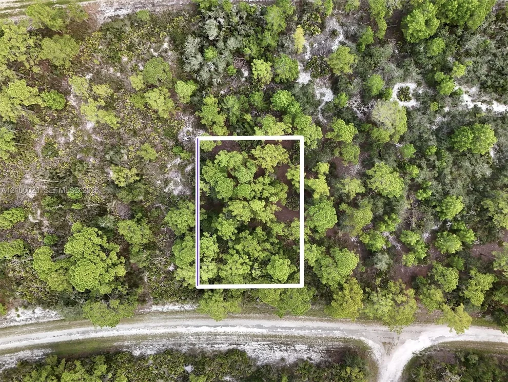 Unit for sale at 1137 REDBIRD ST, Lake Placid, FL 33852