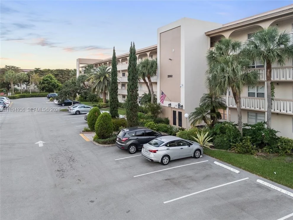 Unit for sale at 2202 Lucaya Bnd, Coconut Creek, FL 33066