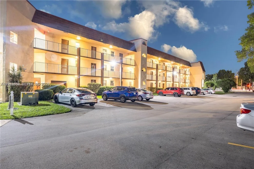 Unit for sale at 2811 N Pine Island Rd, Sunrise, FL 33322