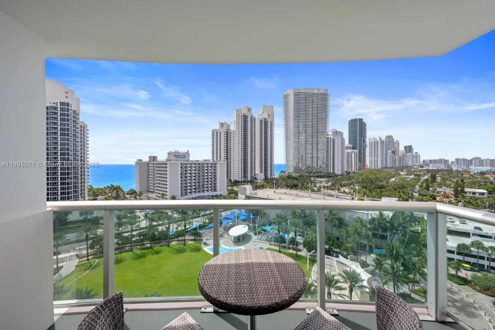 Unit for sale at 19370 Collins Ave, Sunny Isles Beach, FL 33160