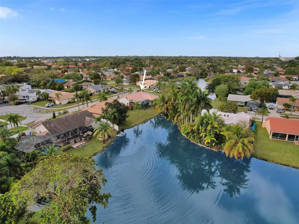 Unit for sale at 7399 NW 22nd Pl, Margate, FL 33063