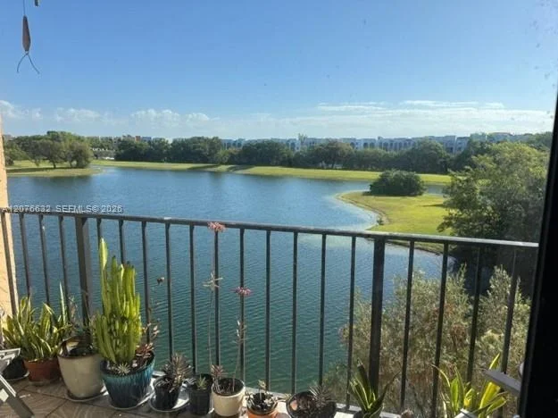 Unit for sale at 9688 Fontainebleau Blvd, Miami, FL 33172