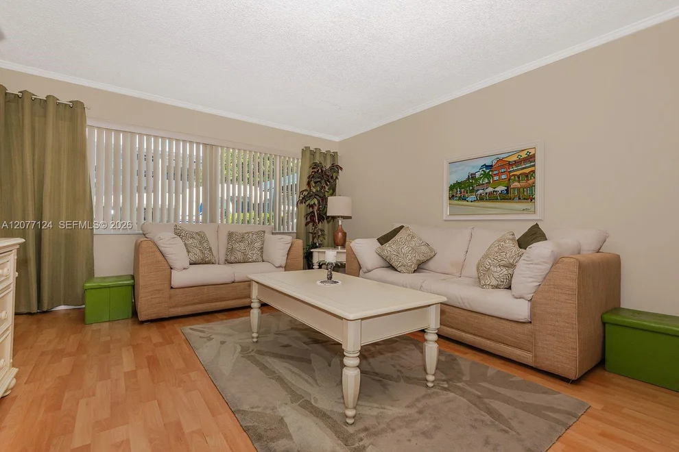 Unit for sale at 330 SE 2nd St, Hallandale Beach, FL 33009