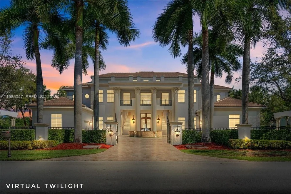 Unit for sale at 16755 Berkshire Ct, Southwest Ranches, FL 33331