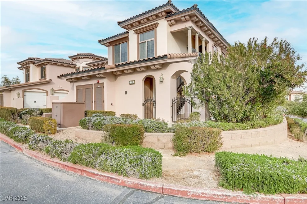 Unit for sale at 19 Via Visione, Henderson, NV 89011