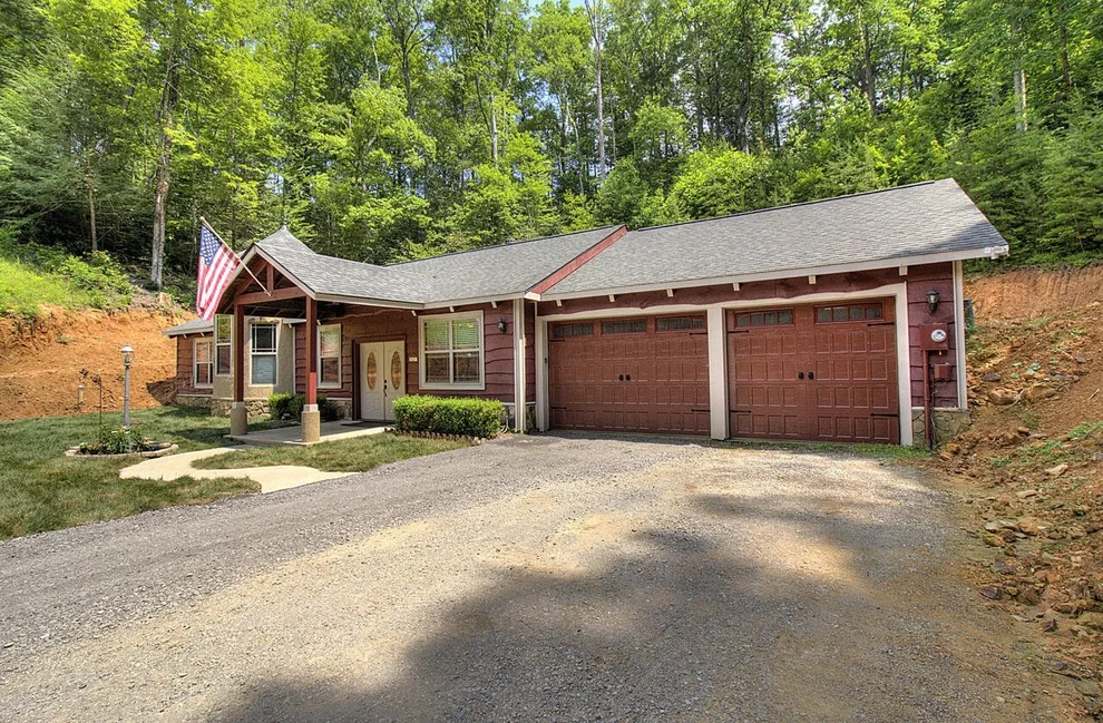 Unit for sale at 4529 Bruce Ogle Way, Pigeon Forge, TN 37863