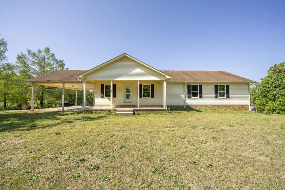 Unit for sale at 3290 Hwy 203, Savannah, TN 38372