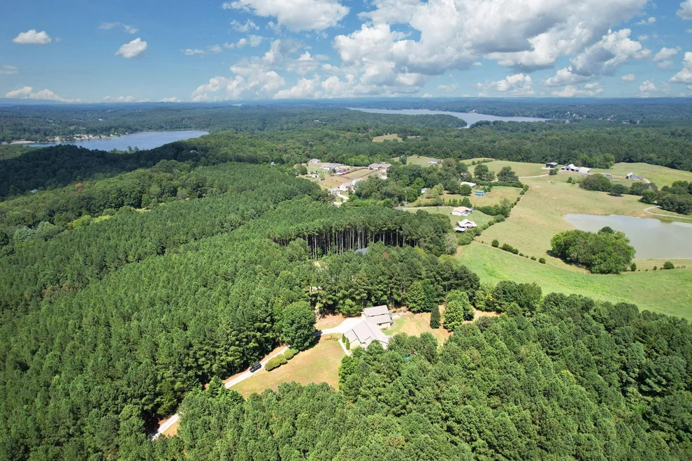 Unit for sale at 14758 May Road, Sale Creek, TN 37373