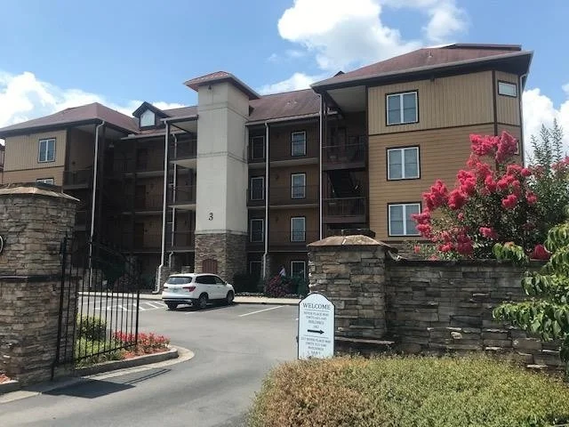 Unit for sale at 527 River Place Way, Sevierville, TN 37862