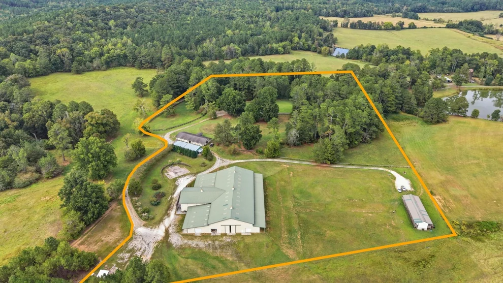 Unit for sale at 721 Gowin Road, La Fayette, GA 30728