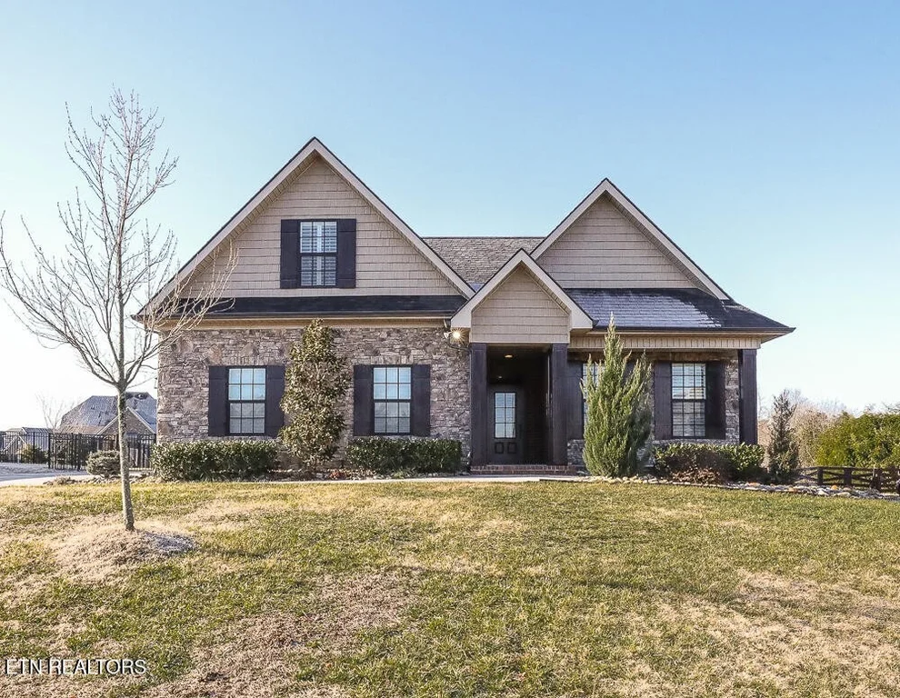 Unit for sale at 1417 Edenbridge Drive, Alcoa, TN 37701