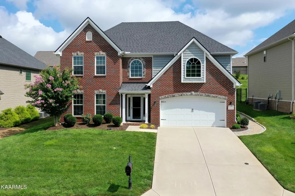 Unit for sale at 1501 Mountain Hill Lane, Knoxville, TN 37931