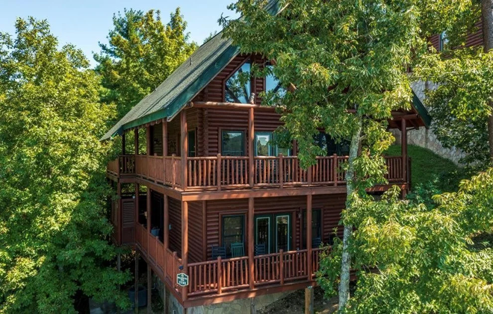 Unit for sale at 1723 Summit View Way, Pigeon Forge, TN 37862