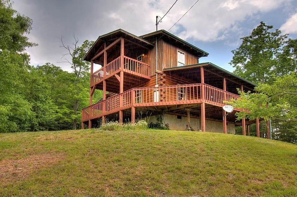 Unit for sale at 4440 Creek Falls Way, Sevierville, TN 37862
