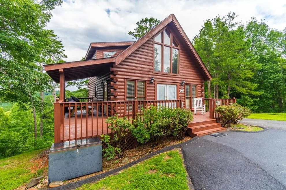 Unit for sale at 3645 Moonshine Way, Gatlinburg, TN 37738