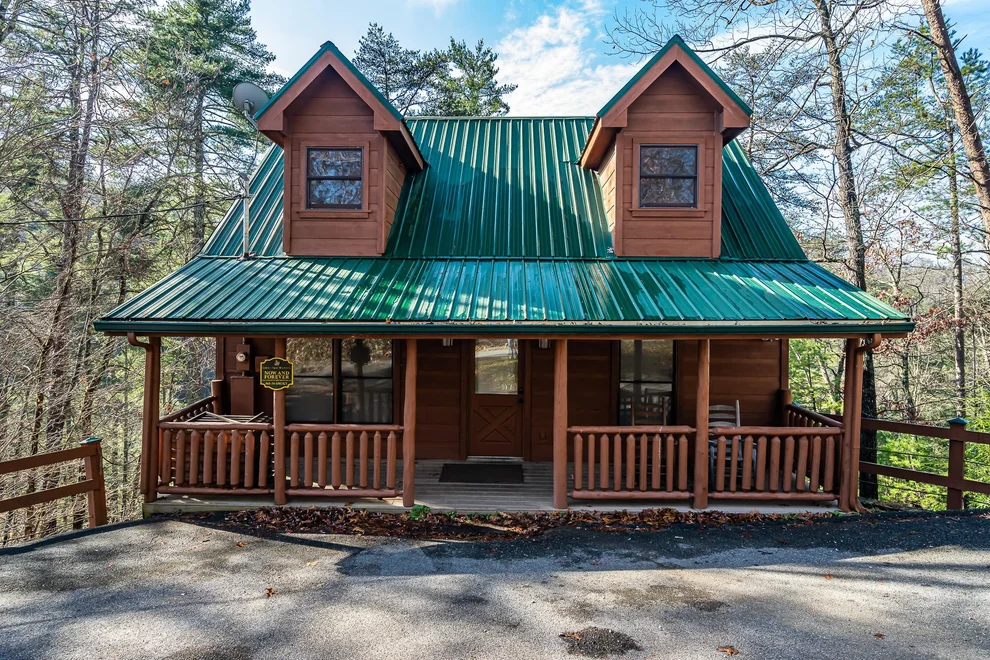 Unit for sale at 721 Ski View Lane, Sevierville, TN 37876