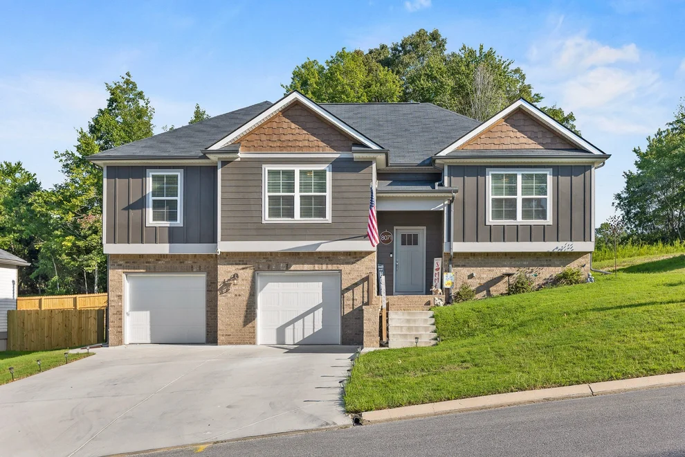 Unit for sale at 8071 Ashby Gap Way, Hixson, TN 37343