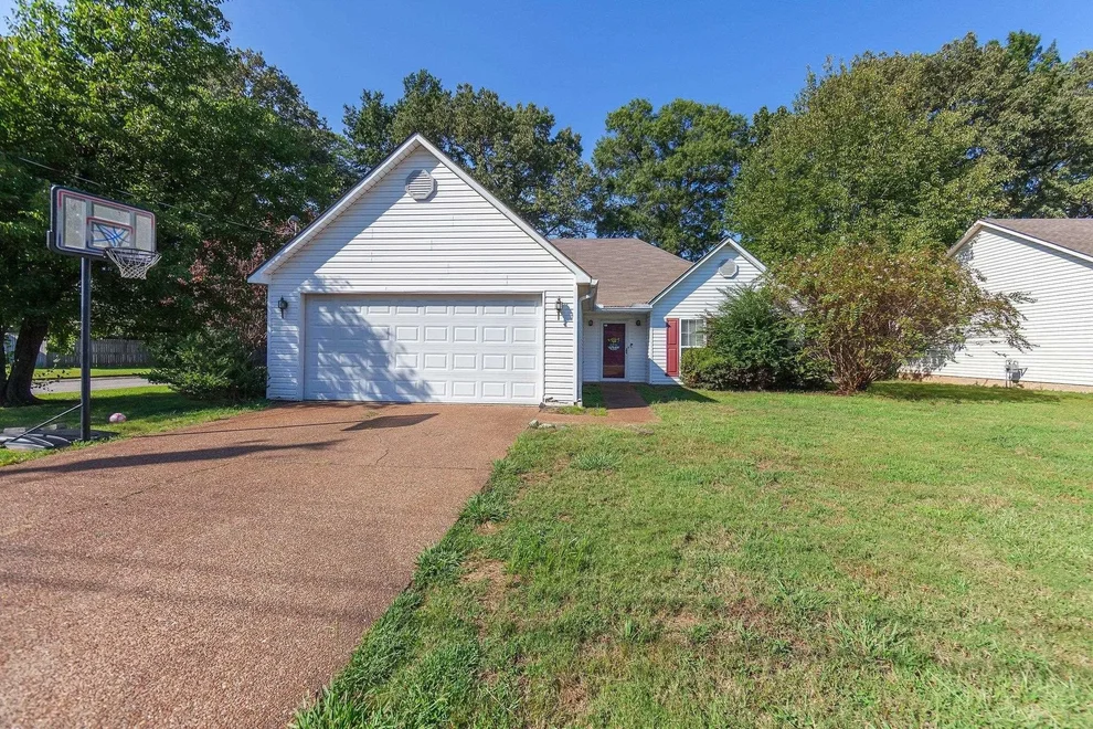 Unit for sale at 11 AMBERWOOD CV, Jackson, TN 38305