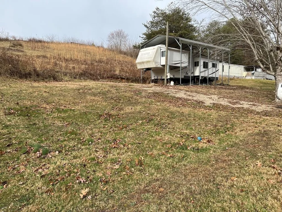 Unit for sale at 1361 LOWER ENGLISH CREEK Road, Newport, TN 37821