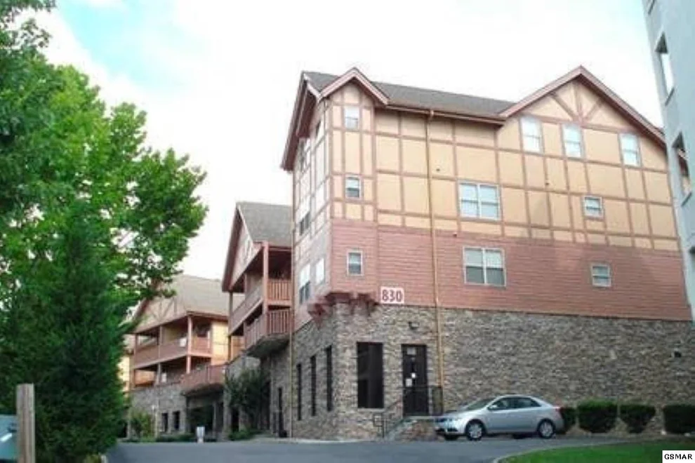 Unit for sale at 830 Golf View Boulevard, Pigeon Forge, TN 37863