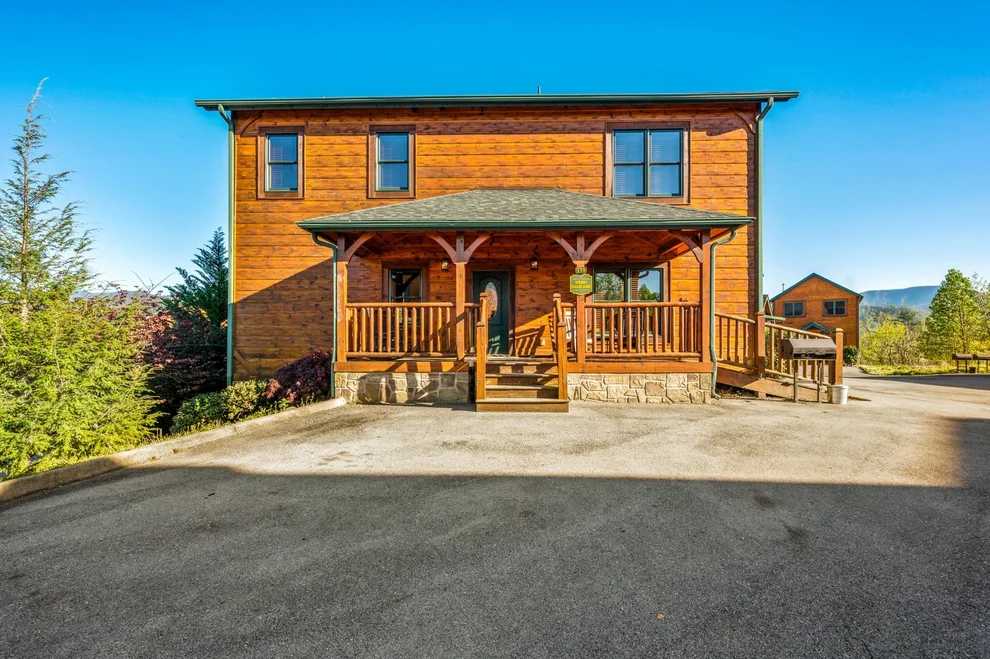 Unit for sale at 779 Park Vista Way, Gatlinburg, TN 37738