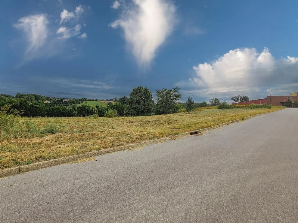 Unit for sale at 6 Fox Landing Court, Sevierville, TN 37862