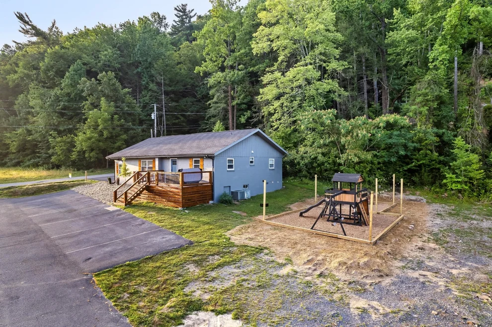 Unit for sale at 3118 Priscilla Heights Ln, Sevierville, TN 37862
