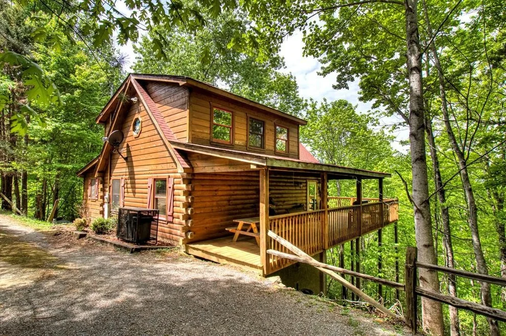 Unit for sale at 4370 Carolina Cove Way, Pigeon Forge, TN 37863