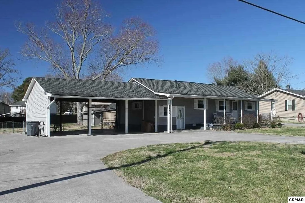 Unit for sale at 1117 STATE Street, White Pine, TN 37890