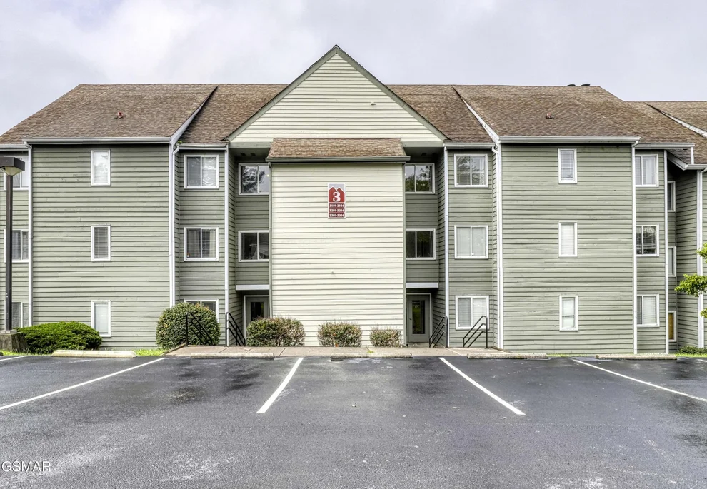 Unit for sale at 1260 Ski View Drive, Gatlinburg, TN 37738