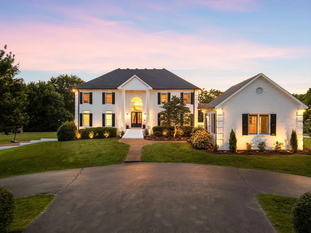 Unit for sale at 2620 Goose Creek By Pass, Franklin, TN 37064
