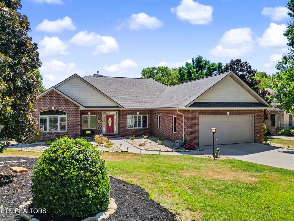 Unit for sale at 119 Nunnehi Tr, Vonore, TN 37885
