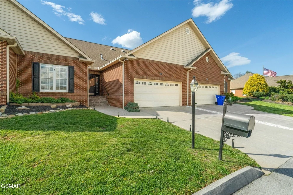 Unit for sale at 803 Fountain view Way, Seymour, TN 37865