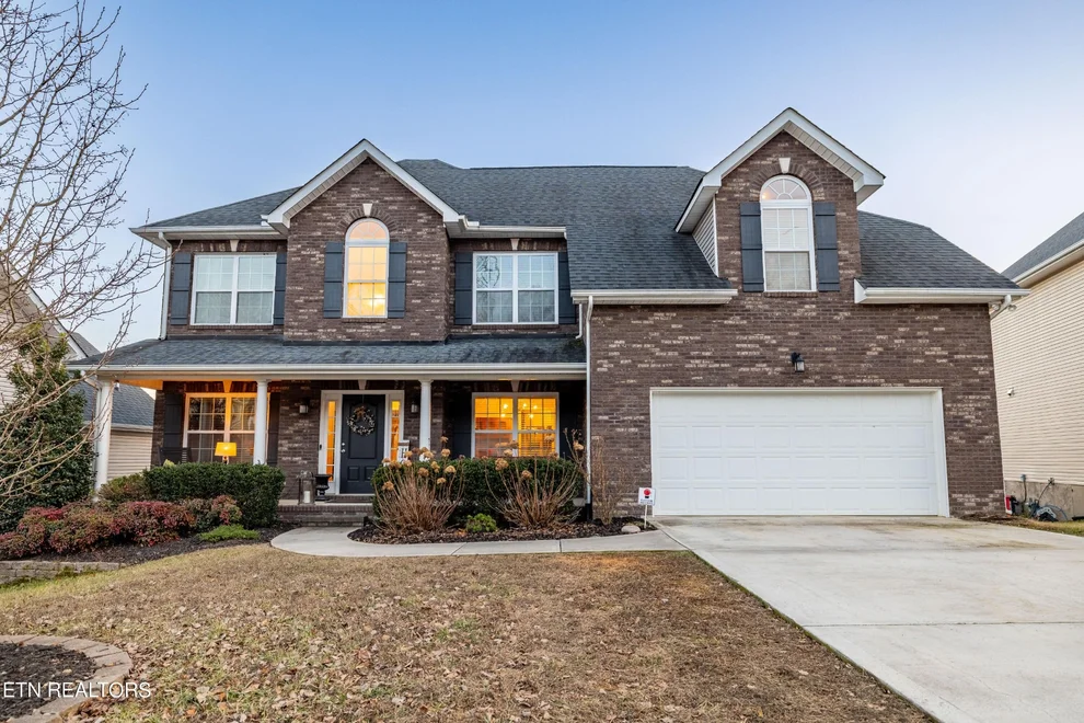 Unit for sale at 6012 Hollow View Lane, Knoxville, TN 37924