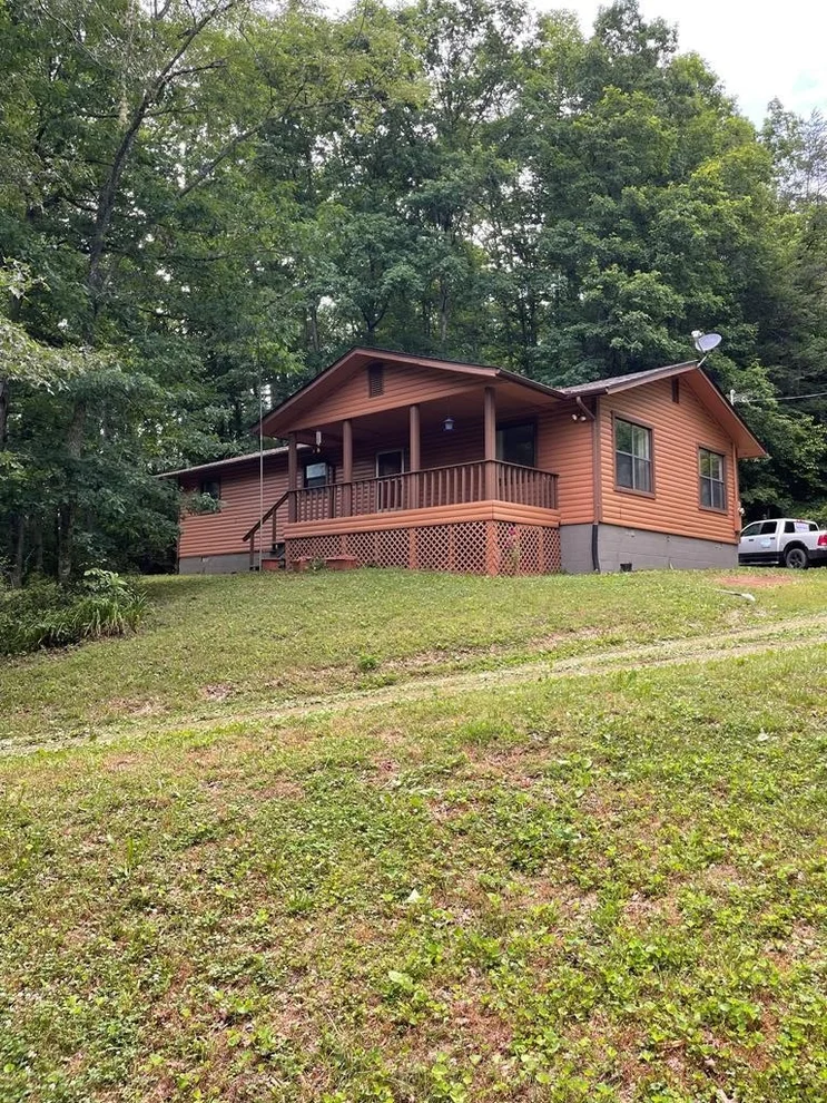 Unit for sale at 880 Middle Creek, Cosby, TN 37722