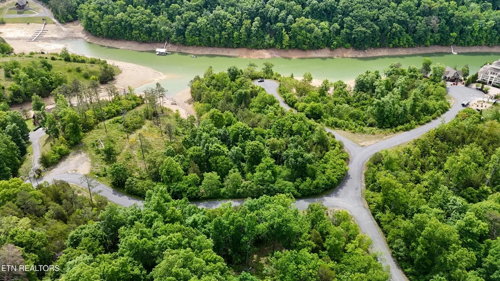 Unit for sale at 25 Stone Bridge Drive, Dandridge, TN 37725