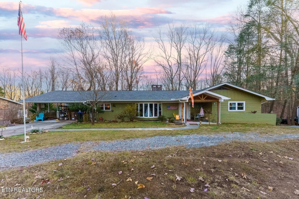 Unit for sale at 1005 W Outer Drive, Oak Ridge, TN 37830